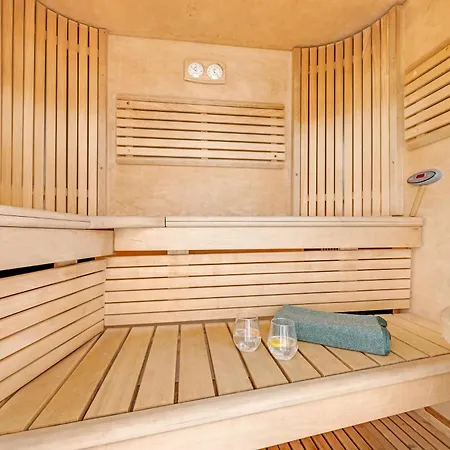 40-person Home, With Large Pool Area And Panoramic Views Of The Limfjord Сasa de vacaciones *